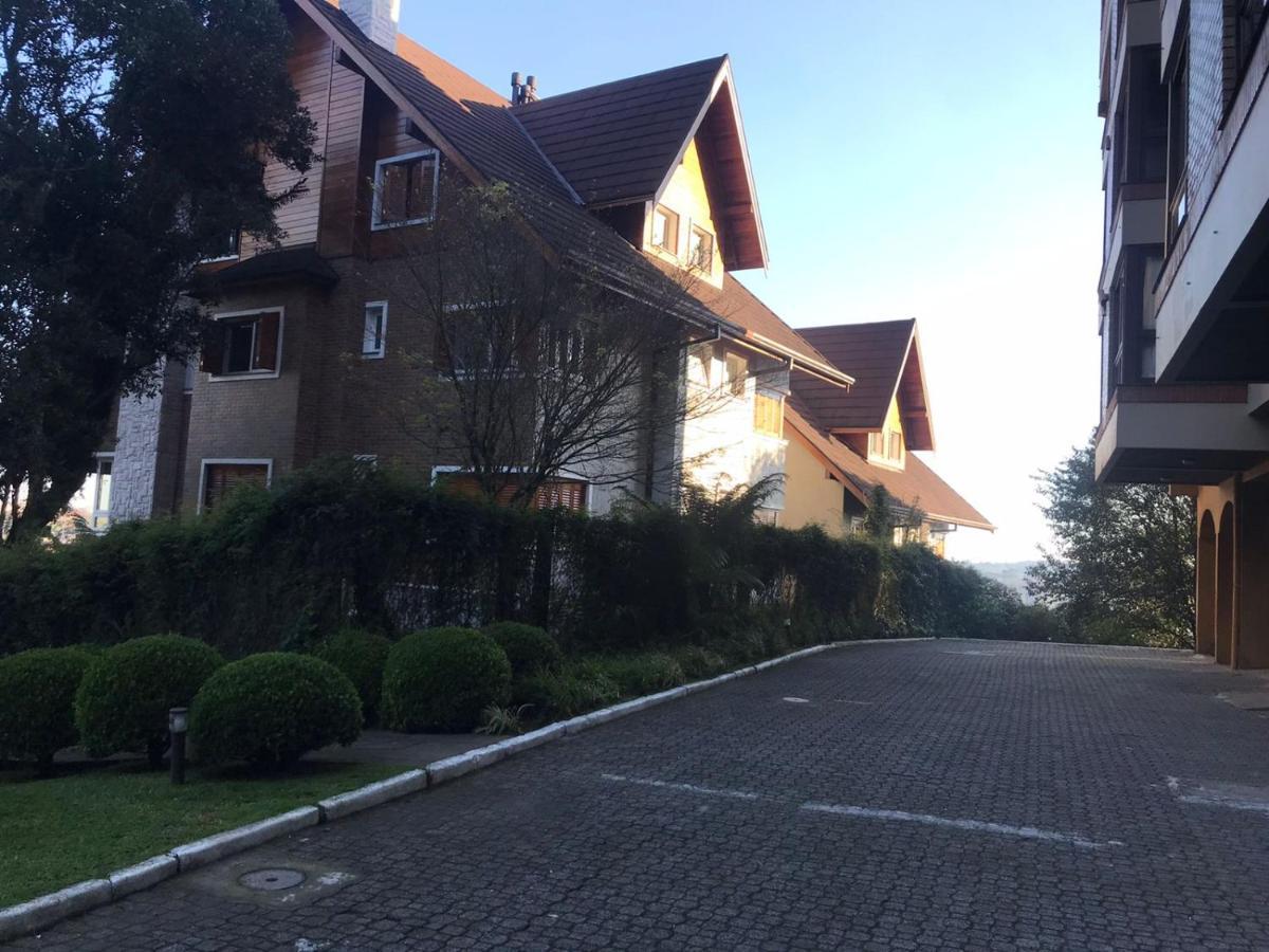 Flat Gramado Centro - Proximo Da Rua Coberta Lejlighed Eksteriør billede