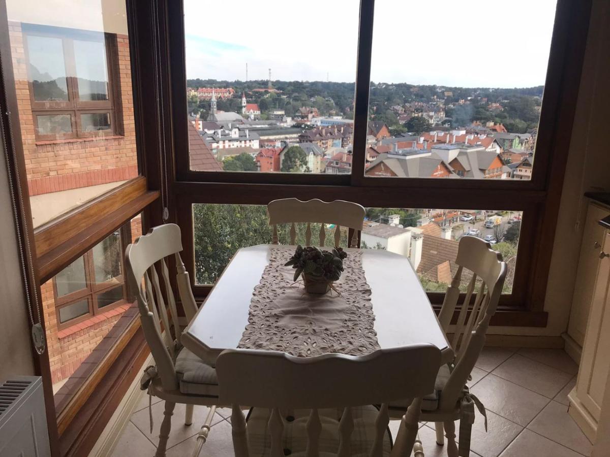 Flat Gramado Centro - Proximo Da Rua Coberta Lejlighed Eksteriør billede